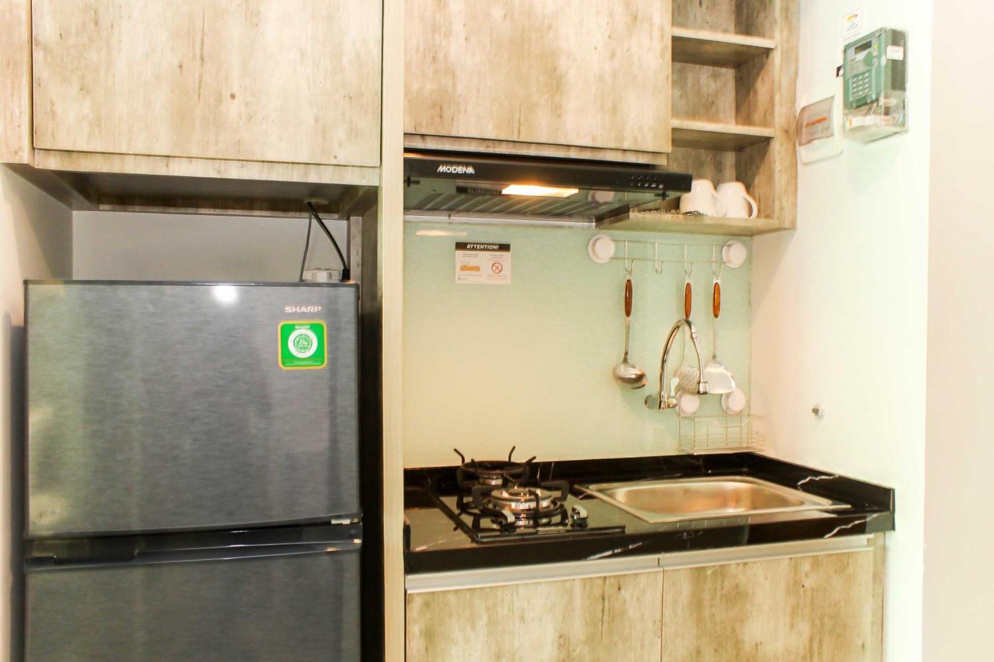 Apartemen Cozy And At Grand Kamala Lagoon By Travelio